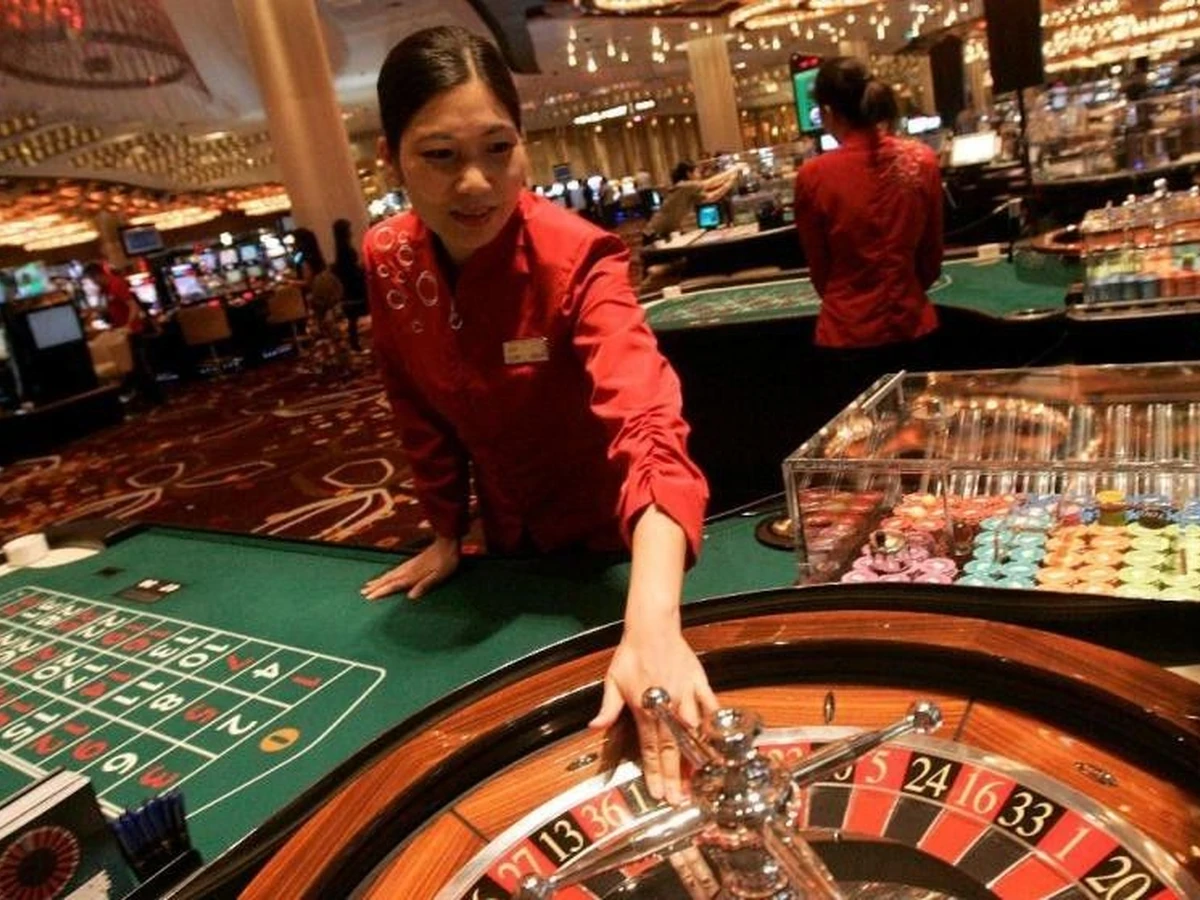 Visual kategori olahraga dan pertandingan di RAYA22